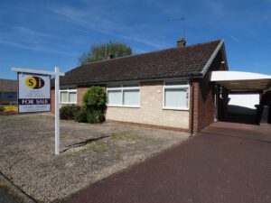 Hurst Drive, Stretton, Burton-On-Trent